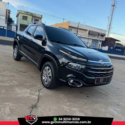 FIAT TORO 1.8 16V EVO FLEX FREEDOM AT6 FIAT TORO 1.8 16V EVO FLEX FREEDOM AT6